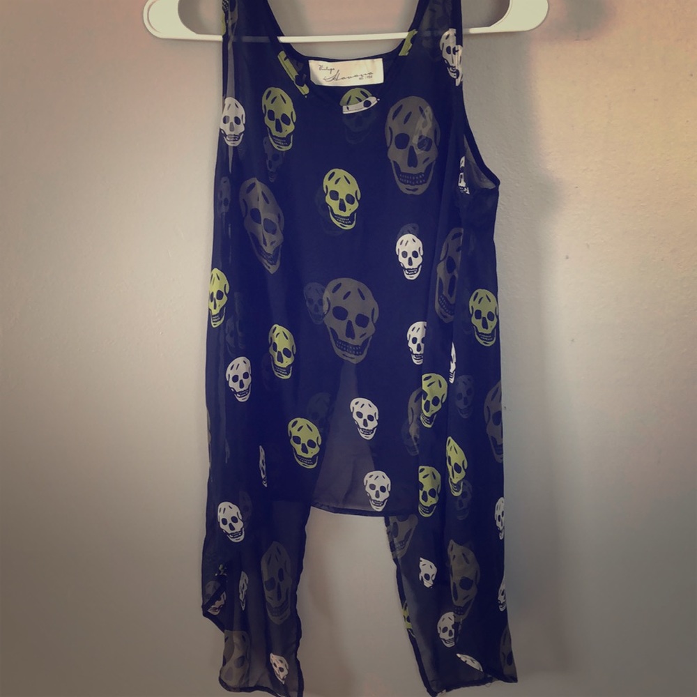 Skull top